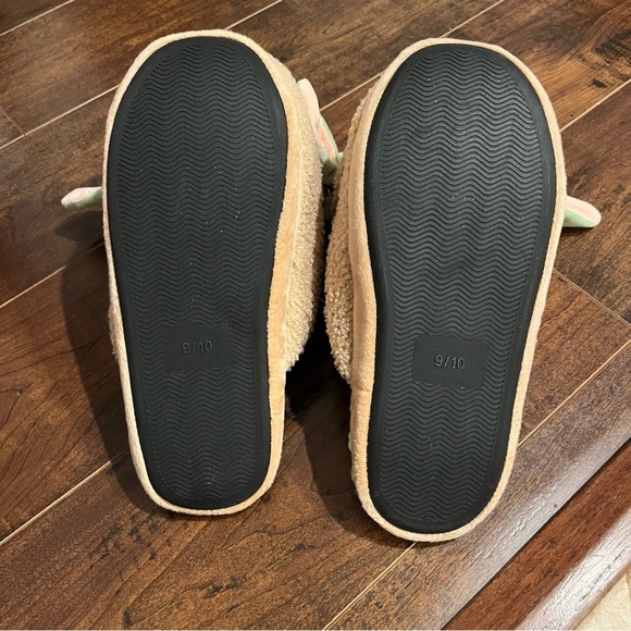 Star Wars Grogu 3D Character Slippers - BRAND NEW - Picture 10 of 10